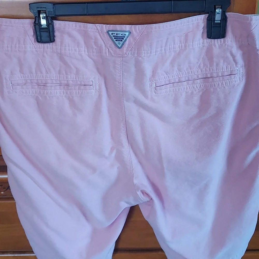 Columbia pink shorts size size 10 - Picture 2 of 3